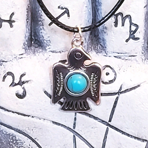 Necklace Thunderbird Howlite Charm Necklace NWT Strength - Picture 3 of 6